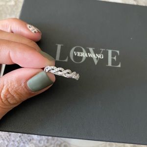 Vera Wang Love Collection 1/4 CT. Wedding band